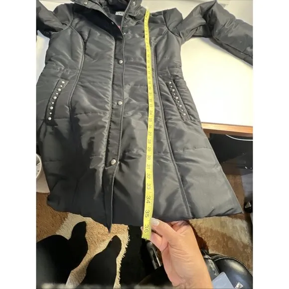 Ariat Jacket Women’s Sz M Black Insulated Quilted Puffer Coat  Jacket Studded