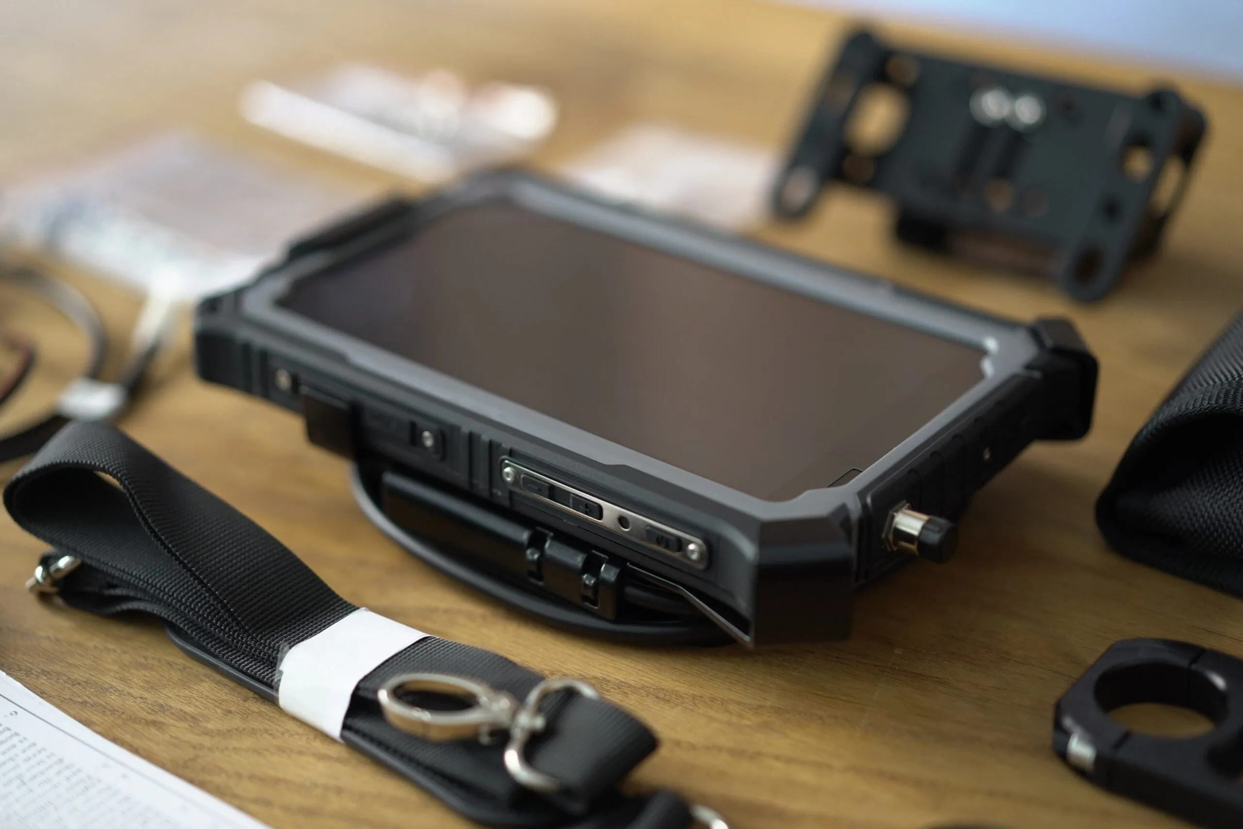 Carpe Iter CI V4C 2600 Nits Offroad rugged tablet