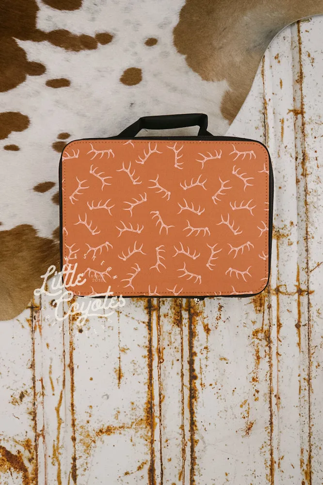 Elk Shed Lunch Box in Saddle