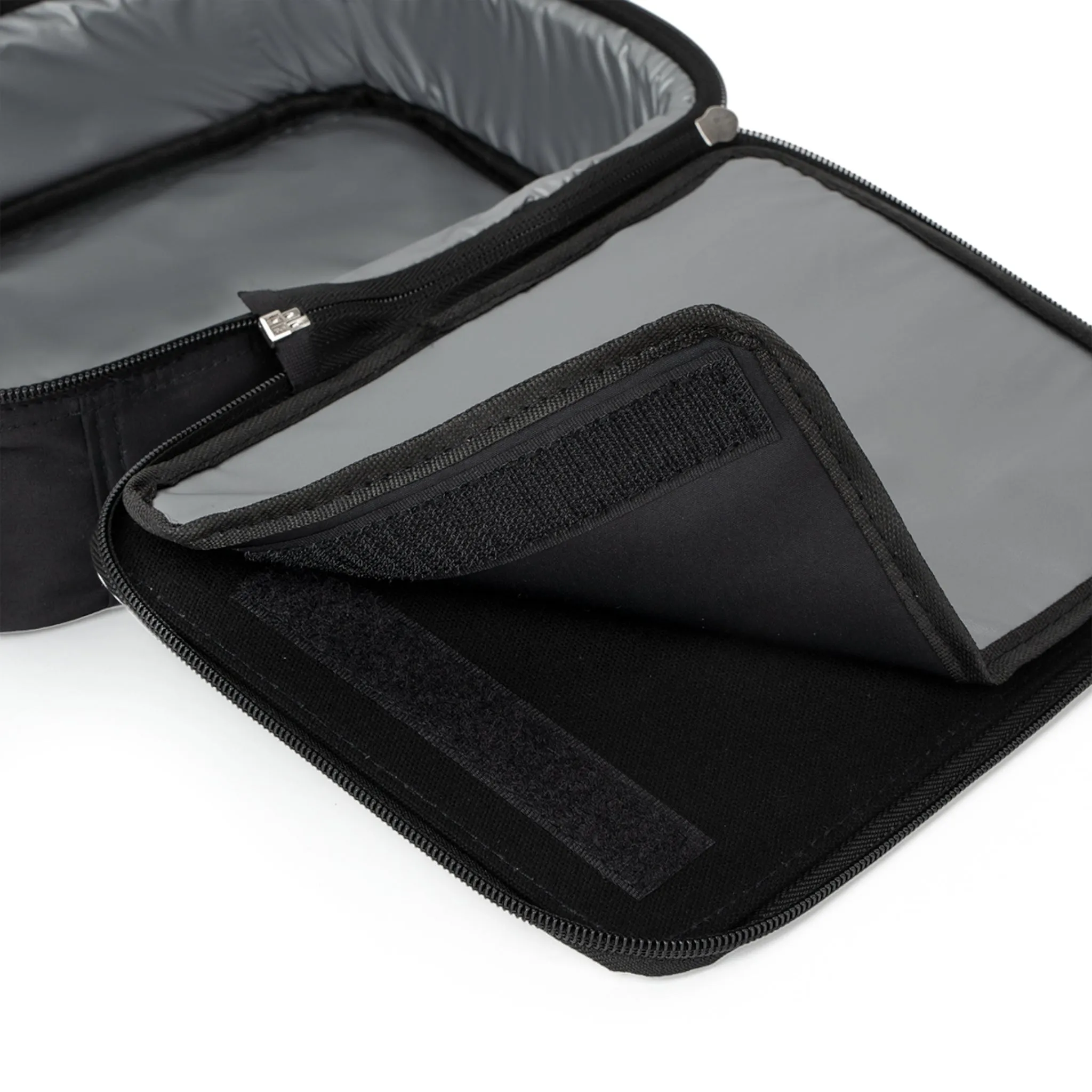 Elk Shed Lunch Box in Saddle