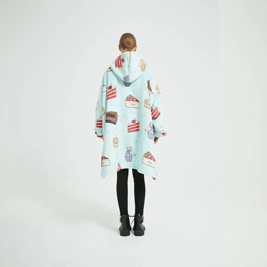 Hoodie Blanket (Adult Cake Blue)