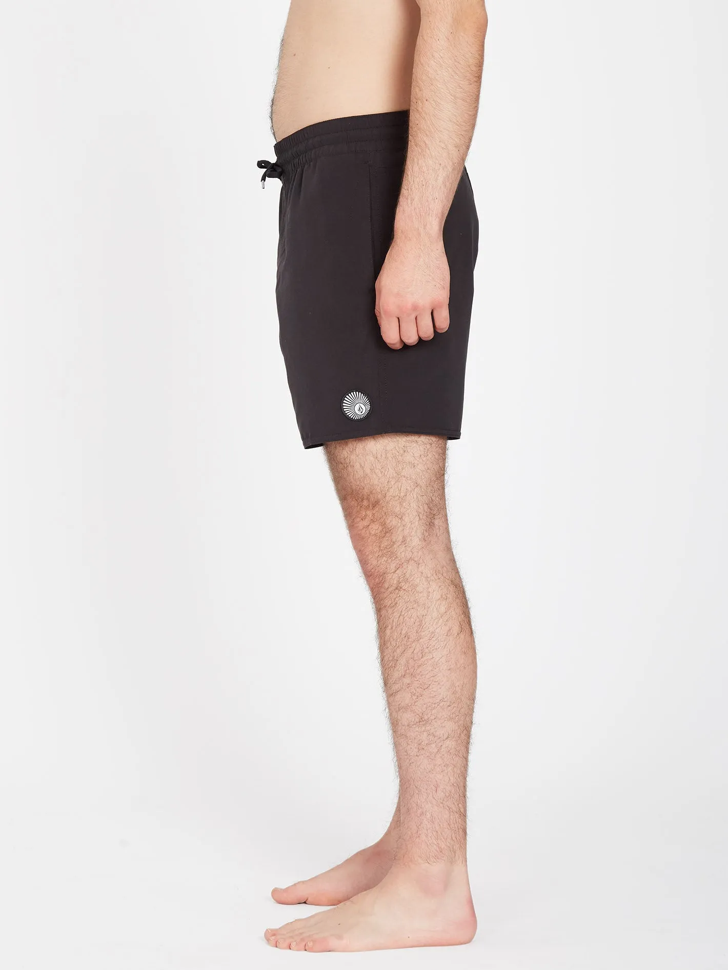 Lido Solid 16" Trunk - BLACK