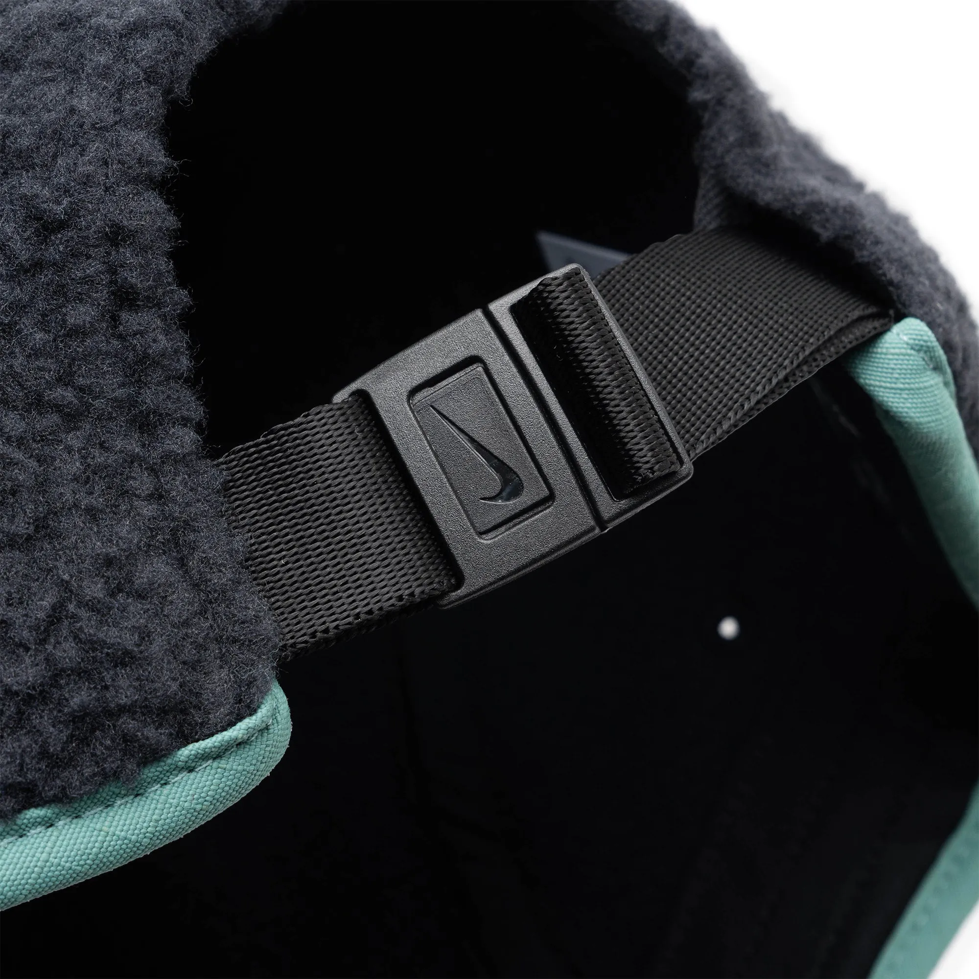 Nike ACG Therma-FIT Cap Black/Bicoastal FN4411-010