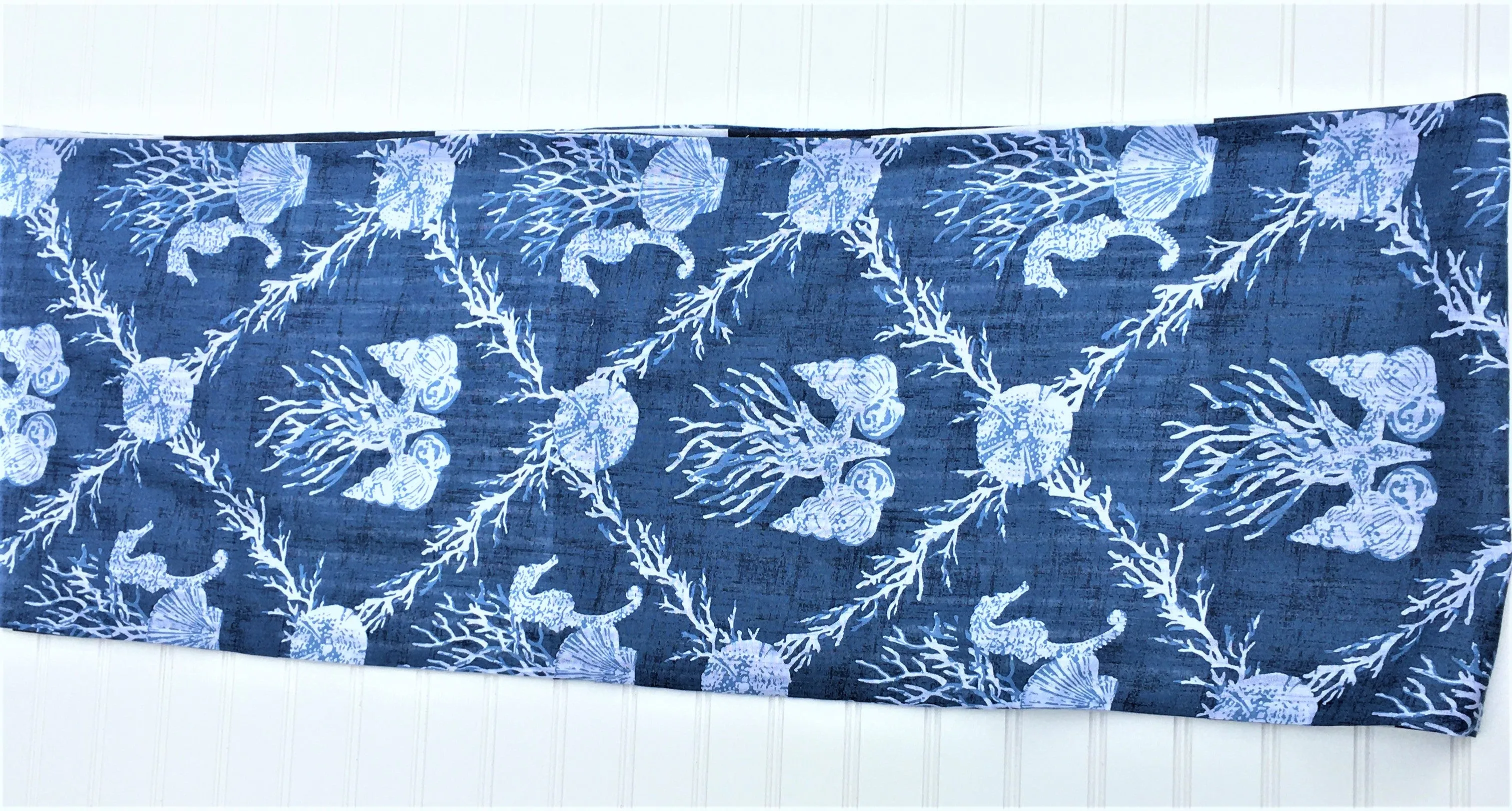 Ocean Sunrise Sea Shell, Sea Horse Reversible Table Runner 86 Long X 14W