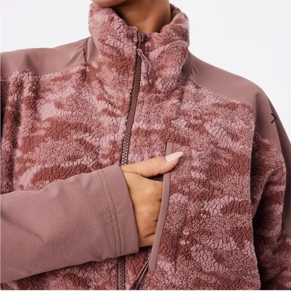 Outdoor Voices PrimoFleece Full Zip Pink Camo Jacket XL Women's Deep Taupe Cloud
