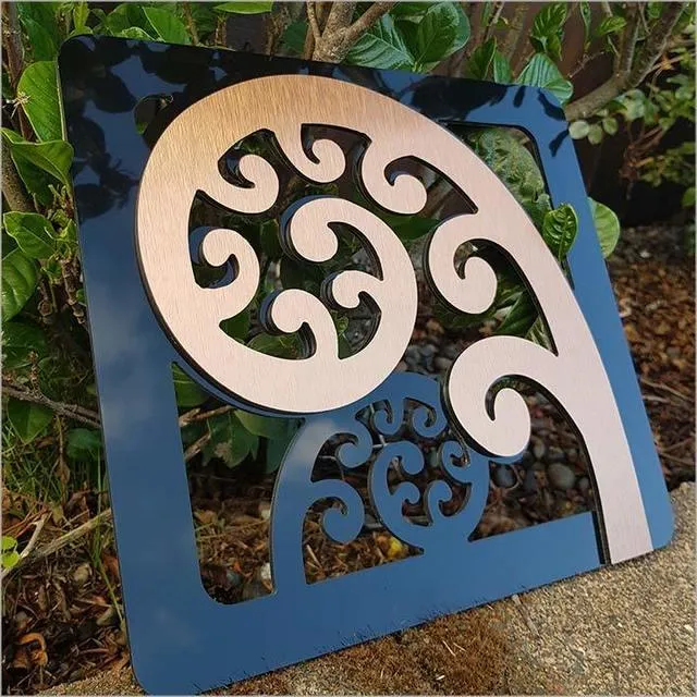Two-Tone NZ Fern Frond Wall Panel