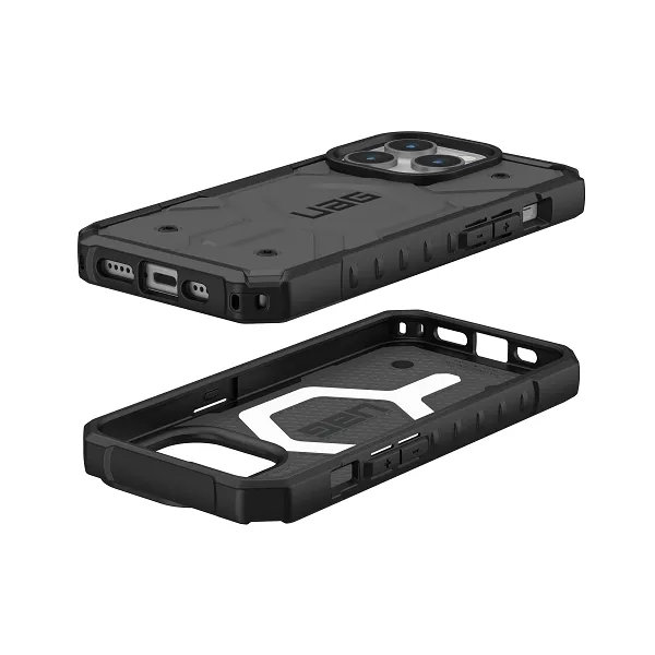 UAG iPhone 15 Pro Pathfinder Magsafe Case