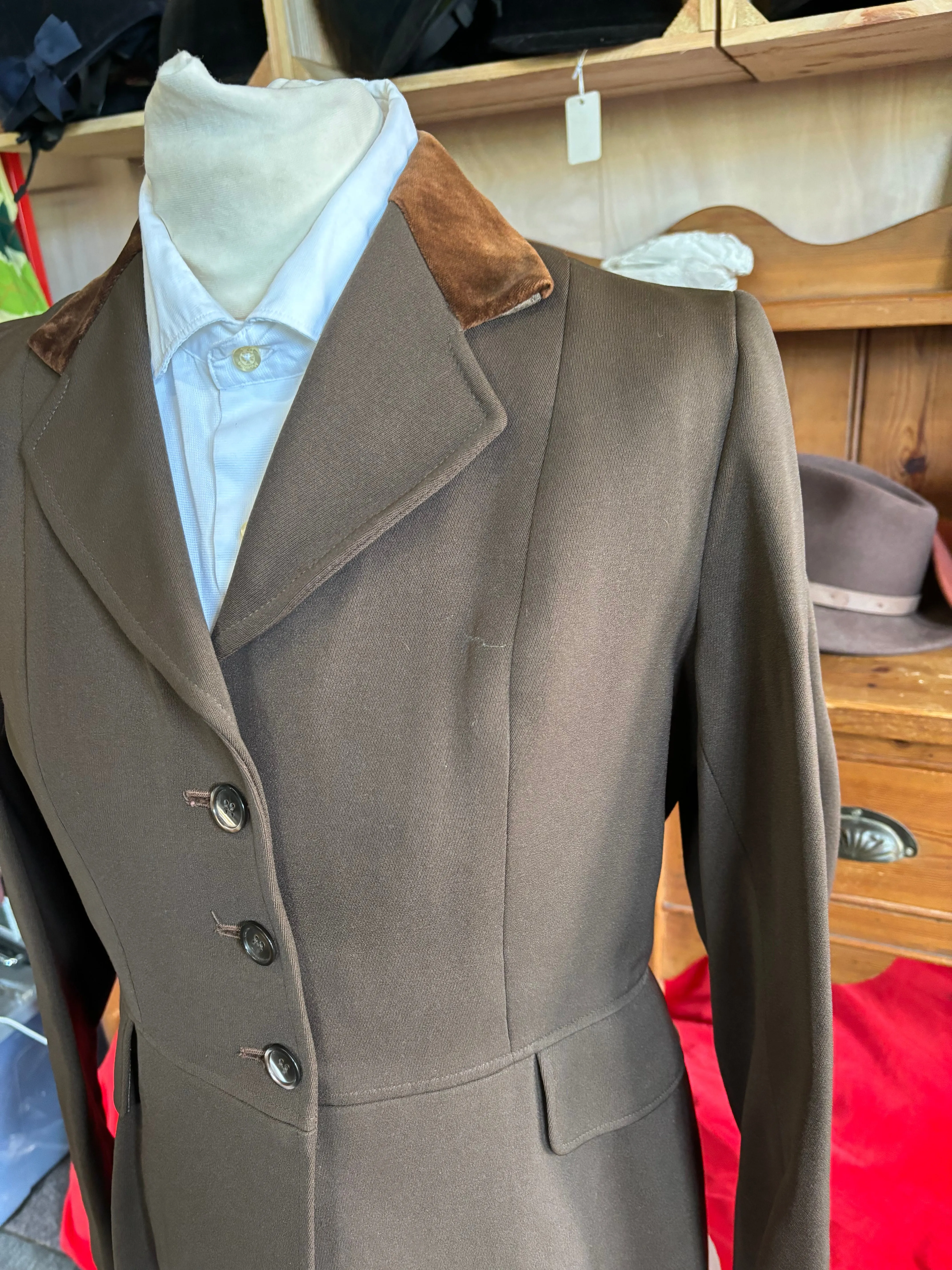 Used size 12 Caldene brown show jacket FREE POSTAGE🔵